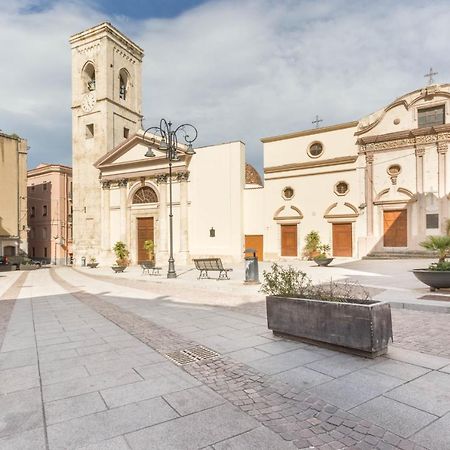 Via San Giacomo 10 Каляри Екстериор снимка
